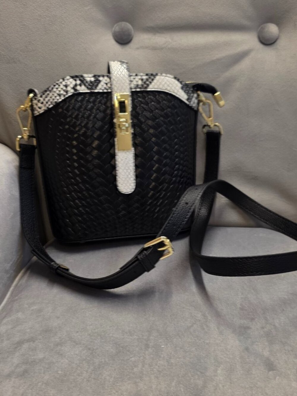 Small leather crossbody